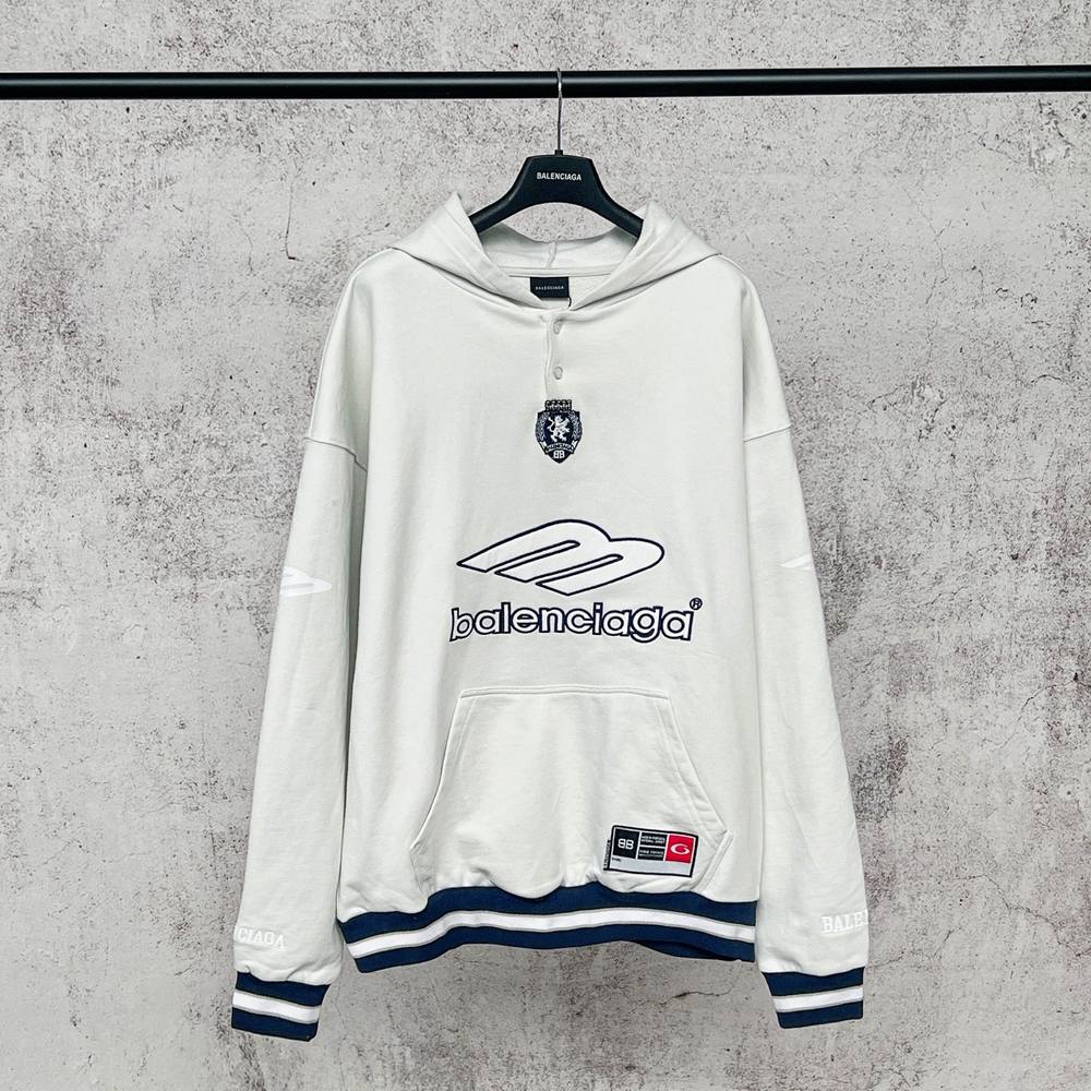 Balenciaga Hoody-012