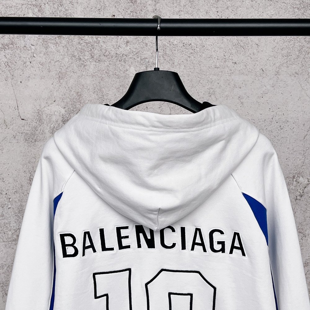 Balenciaga Hoody-016