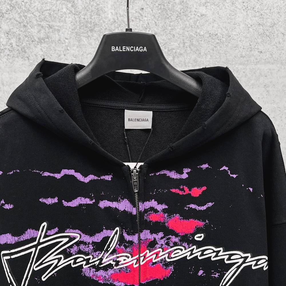 Balenciaga Hoody-020