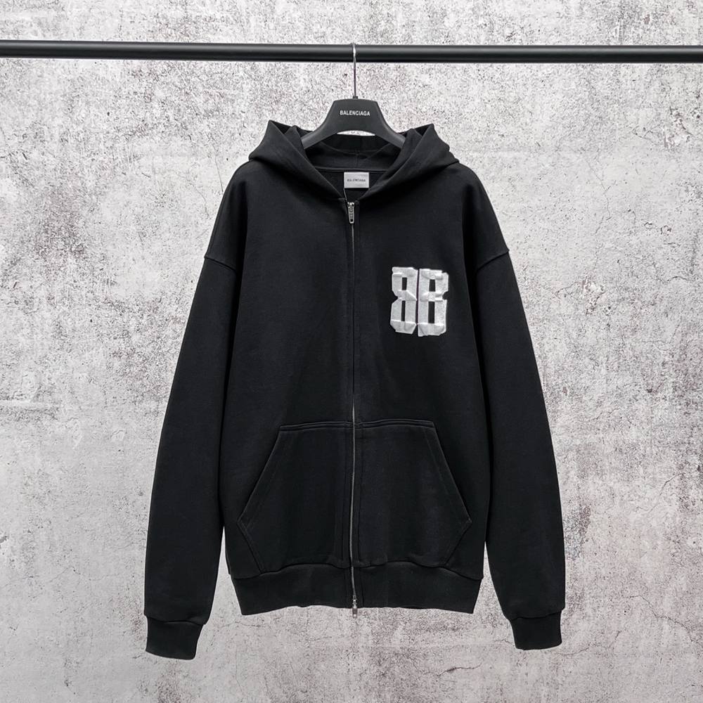 Balenciaga Hoody-027