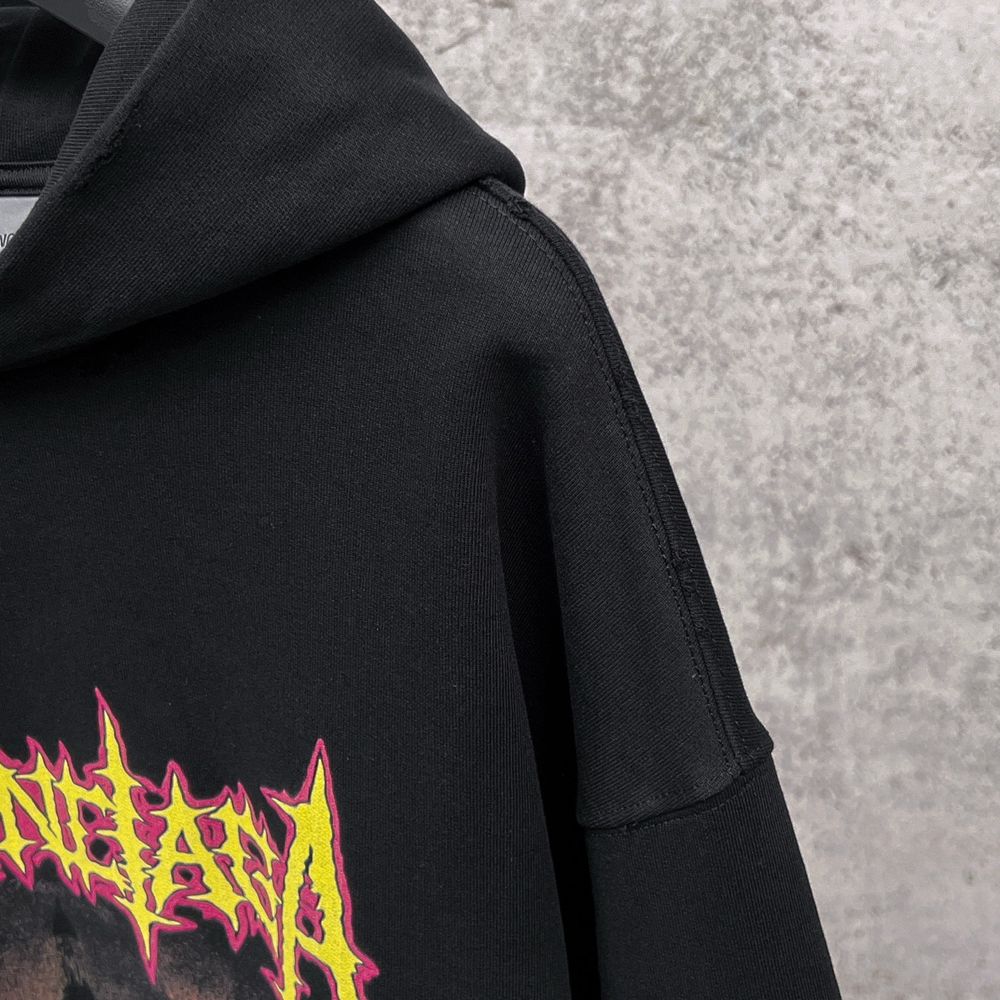 Balenciaga Hoody-029